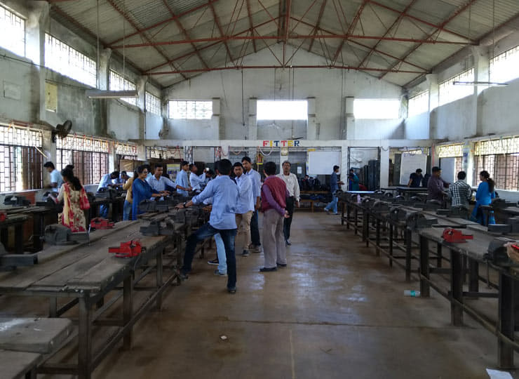 Government Industrial Training Institute Kalyani Nadia Laboratory photo 1